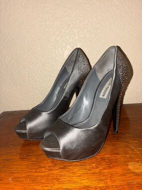 Steve Madden Black Satin Crystal-Embellished Peep-Toe Pumps